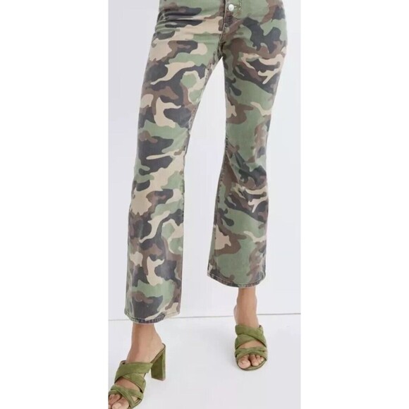 NWT $298 Veronica Beard Carly Kick Flare High Rise Jeans Camo Women's 26 - Picture 3 of 8